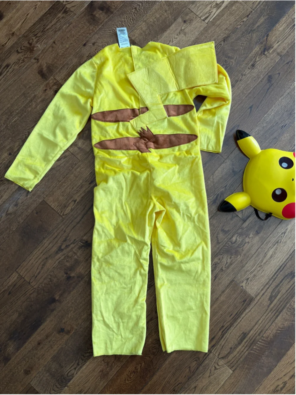 Disguise kids Pikachu Costume/ Halloween/ Cosplay size Small 4-6